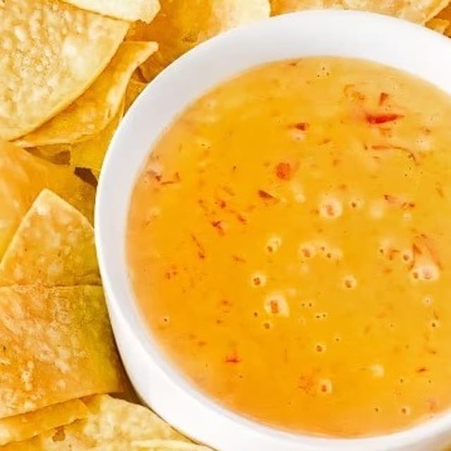 CHIPS Y QUESO. W.