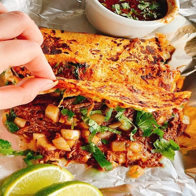 10 Ordenes Birria Tacos.